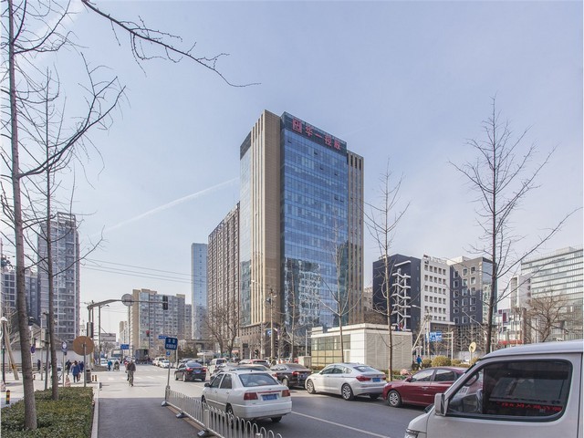 上海实木重包设计